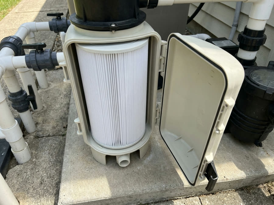 7 Signs Your Pool Pump or Equipment Needs Repair